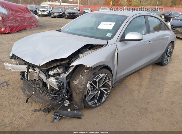 KMHM34AC6RA055533 2024 HYUNDAI IONIQ 6 Silver Вид спереду
