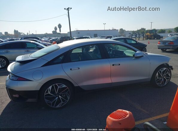 KMHM34ACXPA040675 2023 HYUNDAI IONIQ 6 Gray Rear interior view