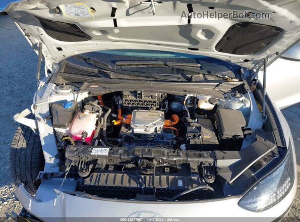 KMHM34ACXPA051062 2023 HYUNDAI IONIQ 6 Gray Vista trasera