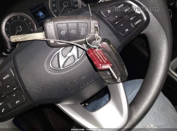 KMHRB8A39MU067893 2021 HYUNDAI VENUE Синий Вид панели приборов