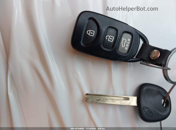 KMHTC6AD2GU270399 2016 HYUNDAI VELOSTER Gray Вид панелі приладів