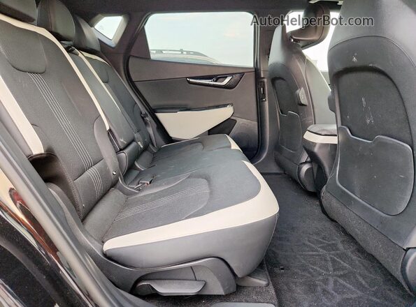 KNDC4DLC9P5121623 2023 KIA EV6 Черный Вид задней части салона