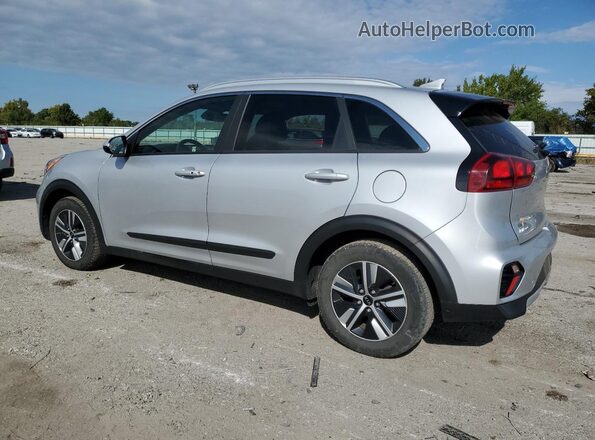 KNDCB3LC1M5471372 2021 KIA NIRO Серебряный Задняя левая четверть