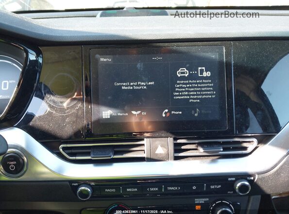 KNDCC3LG6L5061830 2020 KIA NIRO EV Navy 