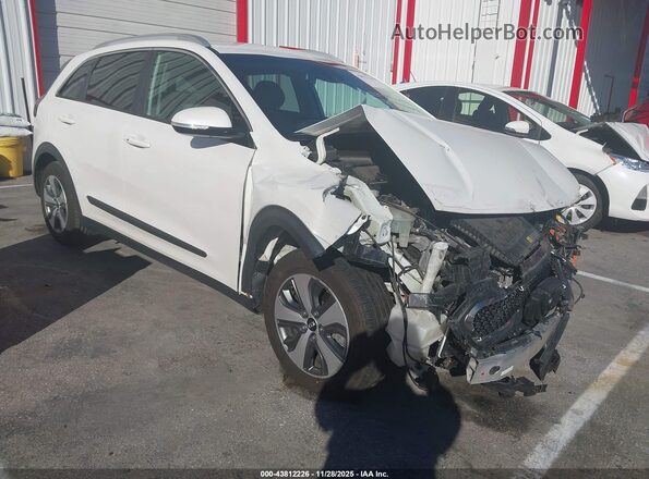 KNDCD3LD4K5265821 2019 KIA NIRO PLUG-IN HYBRID White Front right