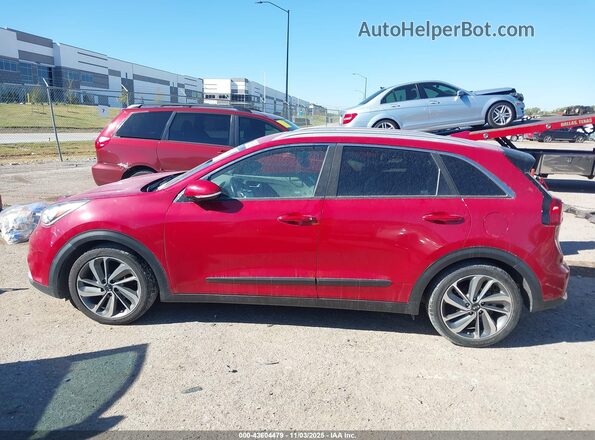 KNDCE3LCXJ5164320 2018 KIA NIRO Красный Вид задней части салона
