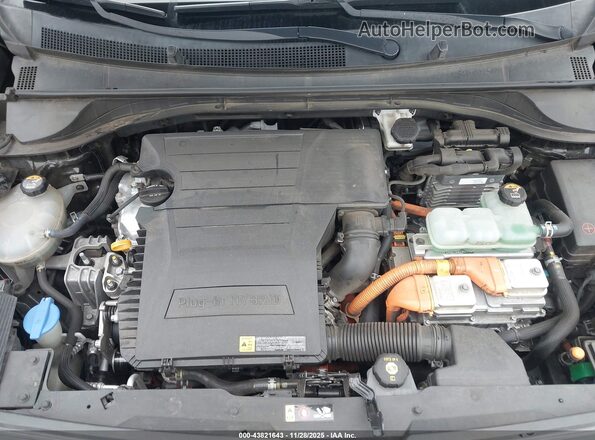 KNDCM3LD9J5144992 2018 KIA NIRO PLUG-IN HYBRID Black Widok z tyłu