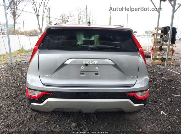 KNDCR3LE2P5044235 2023 KIA NIRO Серый 