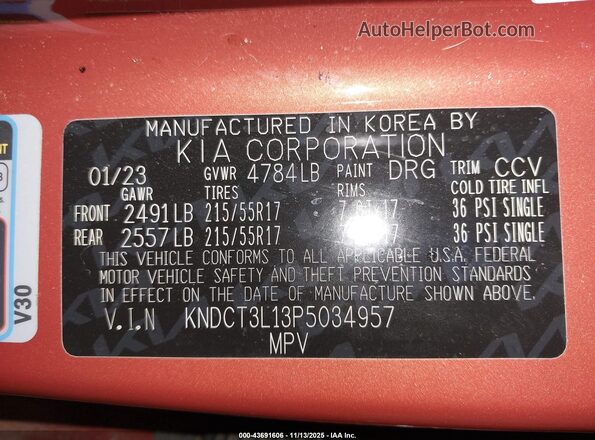 KNDCT3L13P5034957 2023 KIA NIRO EV Orange Vista del compartimento del motor
