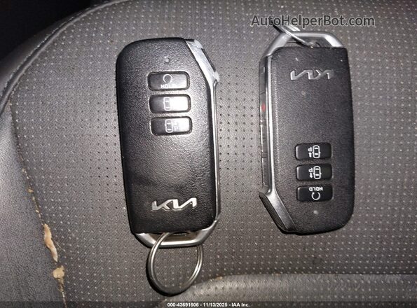 KNDCT3L13P5034957 2023 KIA NIRO EV Orange Vista del salpicadero