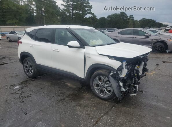 KNDEP2AA6T7838453 2026 KIA SELTOS Белый Передняя правая четверть