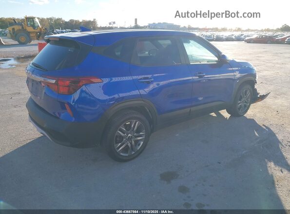KNDEPCAA2P7389977 2023 KIA SELTOS Blue Trasero derecho