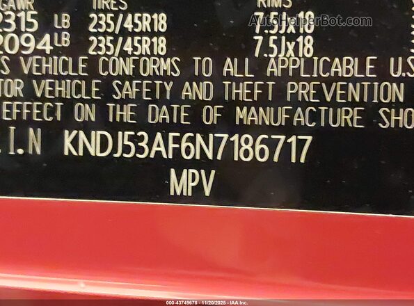 KNDJ53AF6N7186717 2022 KIA SOUL Red Vista del compartimento del motor