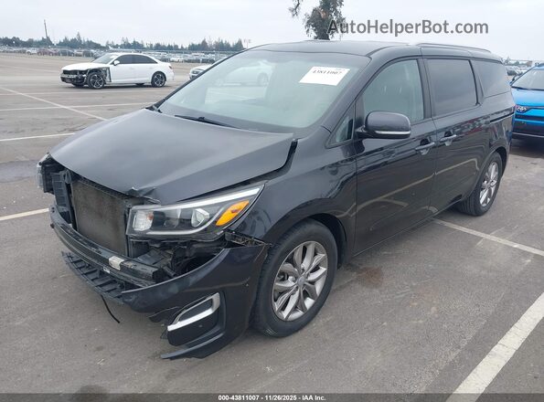 KNDMB5C15K6494353 2019 KIA SEDONA Черный Передняя левая четверть