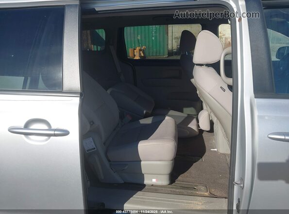 KNDMB5C17G6179738 2016 KIA SEDONA Silver VIN კოდის სტიკერის ხედი