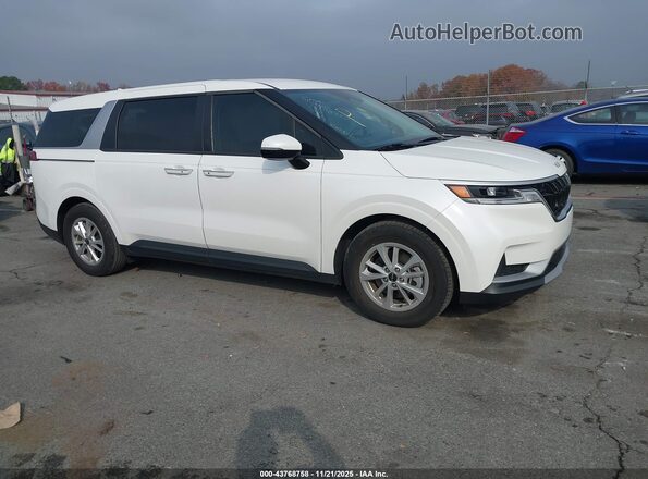 KNDNB4H3XR6448357 2024 KIA CARNIVAL MPV Белый Передняя правая четверть