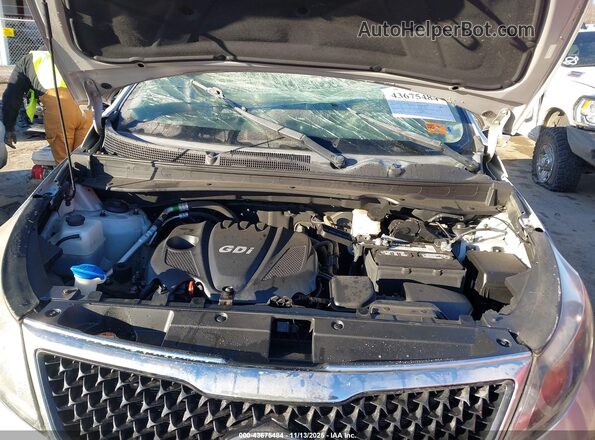 KNDPB3AC2G7811268 2016 KIA SPORTAGE Silver Vista trasera