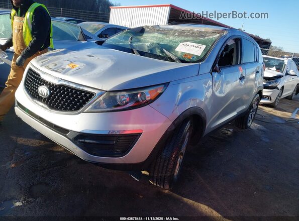 KNDPB3AC2G7811268 2016 KIA SPORTAGE Silver Vista tres cuartos delantera izquierda