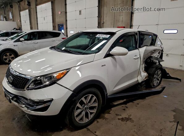 KNDPBCAC8G7868641 2016 KIA SPORTAGE White Przód lewy