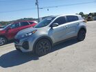 2022 Kia Sportage Lx Серебряный vin: KNDPM3AC9N7989654