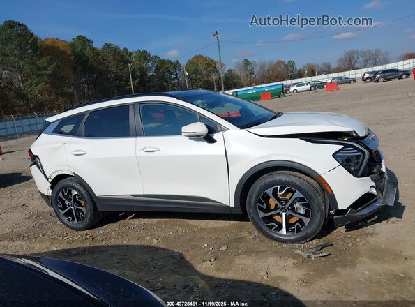 KNDPVCDG1R7163656 2024 KIA SPORTAGE HYBRID White Widok wnętrza z tyłu