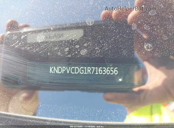 KNDPVCDG1R7163656 2024 KIA SPORTAGE HYBRID White 