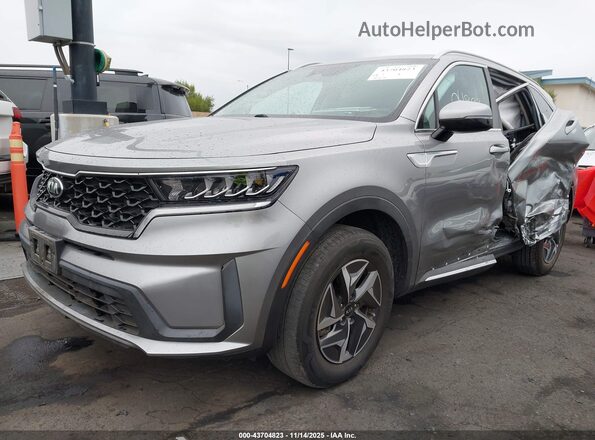 KNDRG4LG3M5055151 2021 KIA SORENTO HYBRID Серебряный Передняя левая четверть