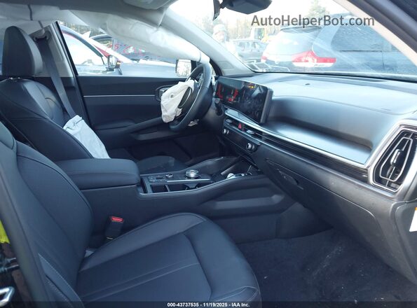 KNDRHDJG4S5428131 2025 KIA SORENTO HYBRID Черный Вид салона спереди