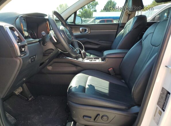 KNDRHDLG2P5228739 2023 KIA SORENTO Белый Вид салона спереди