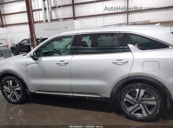 KNDRHDLG2R5247665 2024 KIA SORENTO HYBRID Серебряный 