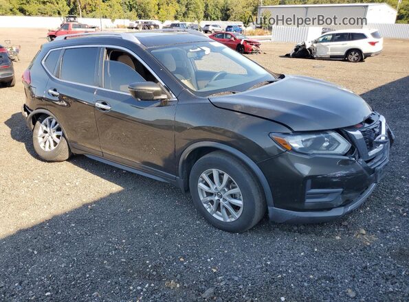 KNMAT2MV2HP569657 2017 NISSAN ROGUE Черный Передняя правая четверть