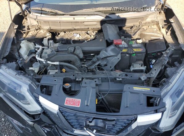KNMAT2MV2HP569657 2017 NISSAN ROGUE Черный Вид подкапотного пространства