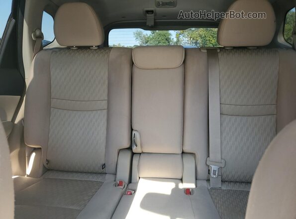 KNMAT2MV2HP569657 2017 NISSAN ROGUE Черный Вид задних сидений