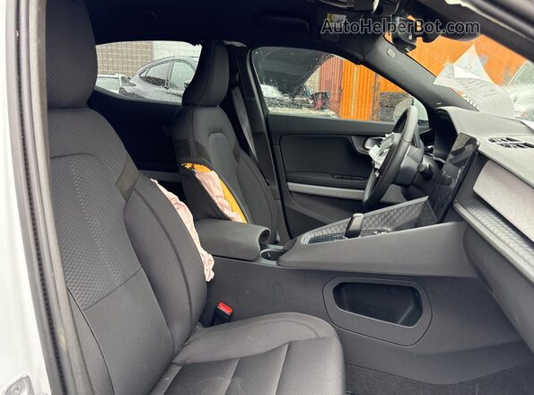 LPSED3KAXNL066989 2022 POLESTAR 2 White Front view