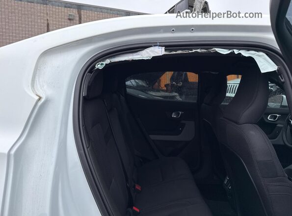 LPSED3KAXNL066989 2022 POLESTAR 2 White Rear view
