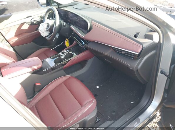 LRBFZLE45SD004066 2025 BUICK ENVISION Silver Widok wnętrza z przodu
