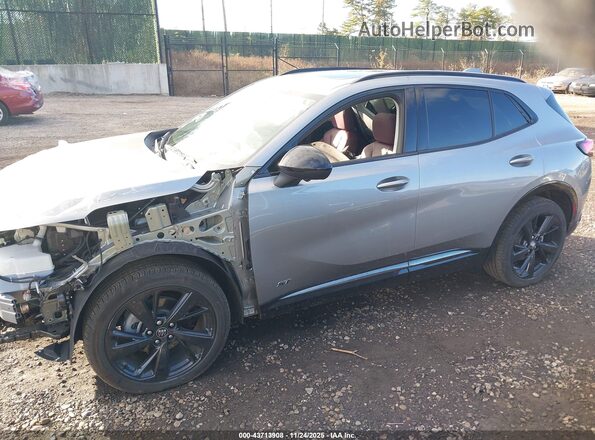 LRBFZLE45SD004066 2025 BUICK ENVISION Silver Widok wnętrza 360 stopni