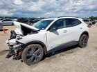 2024 Buick Envision Essence White vin: LRBFZPE48RD062299