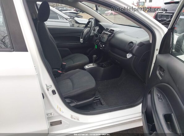 ML32F3FJ5JHF11012 2018 MITSUBISHI MIRAGE G4 Белый Вид салона спереди