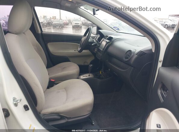 ML32F3FJ6LHF09269 2020 MITSUBISHI MIRAGE G4 White Вид салону спереду
