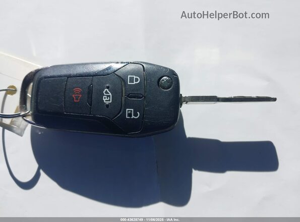 NM0LS7T24P1548985 2023 FORD TRANSIT CONNECT Белый Вид панели приборов