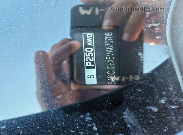 SADCJ2EX5MA670708 2021 JAGUAR F-PACE Black Widok naklejki z numerem VIN
