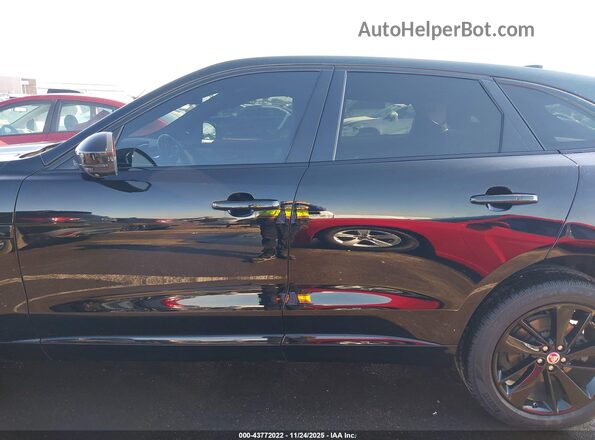 SADCJ2EX7MA674906 2021 JAGUAR F-PACE Черный Панорамный вид салона 360°