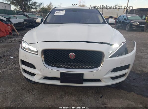 SADCK2BV4HA894803 2017 JAGUAR F-PACE Белый Вид щитка приборов