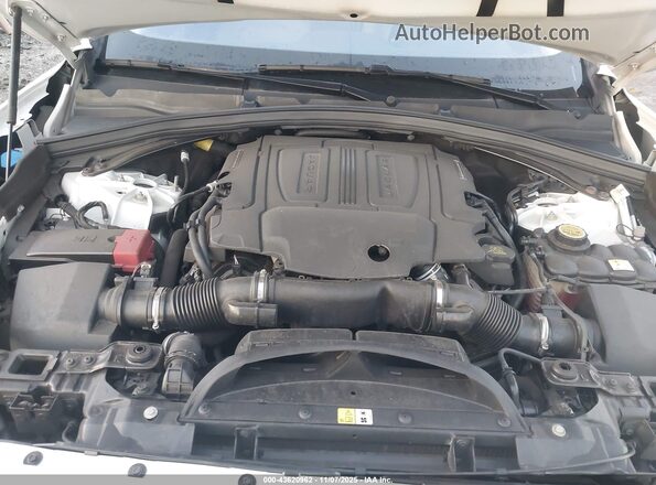 SADCK2BV4HA894803 2017 JAGUAR F-PACE Белый Вид сзади