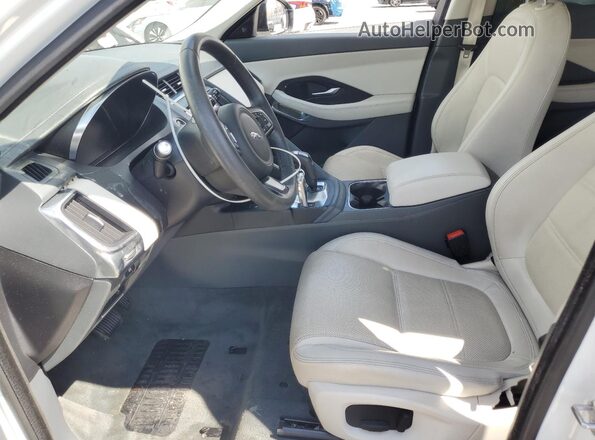 SADFK2FX8L1Z76454 2020 JAGUAR E-PACE Белый Вид салона спереди
