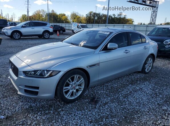 SAJAD4FX7JCP34432 2018 JAGUAR XF Silver Przód lewy