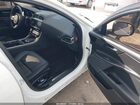 2019 Jaguar Xe 25t Белый vin: SAJAR4FX6KCP49913