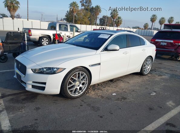 SAJAR4FX9JCP33946 2018 JAGUAR XF White წინა მარცხენა ხედი სამი მეოთხედიდან