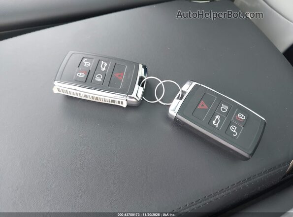 SAL1L9FU9RA411049 2024 LAND ROVER RANGE ROVER SPORT Белый Вид панели приборов